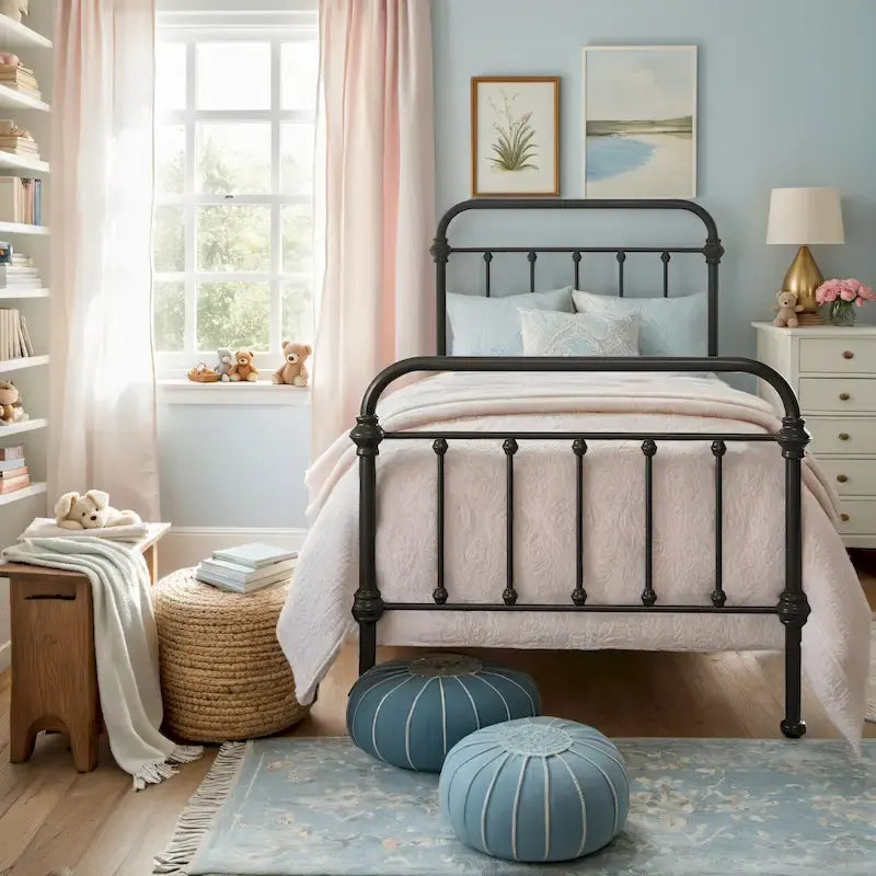 Vilnius Antique Graceful Victorian Iron Metal Bed