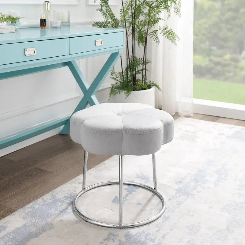 Bonnie Vanity Flower Stool