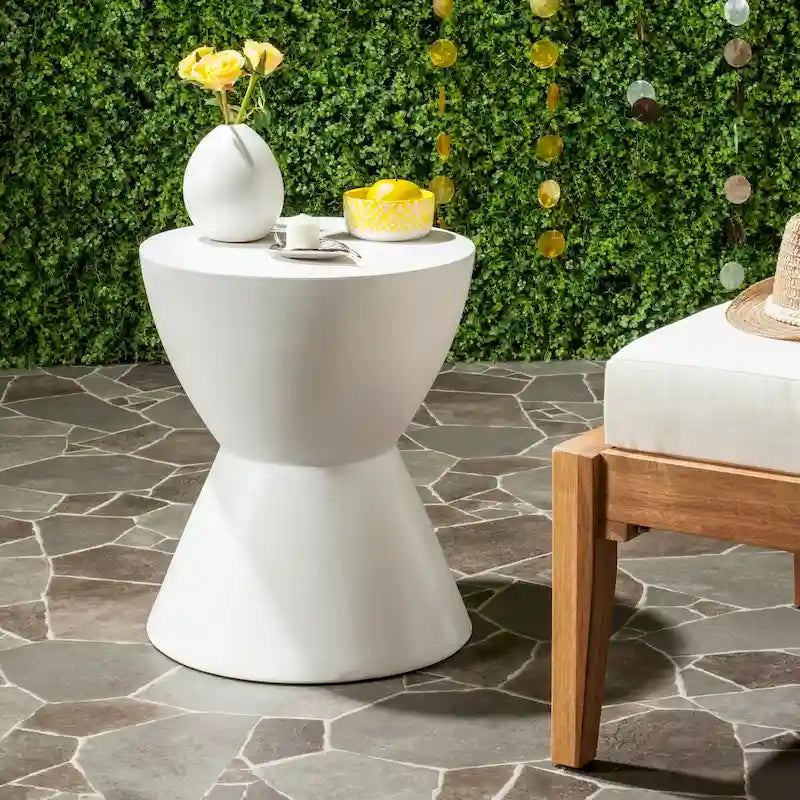 SAFAVIEH Elektra Concrete Indoor/Outdoor Accent Table - 14.9 x 14.9 x 17.7 - 15Wx15Dx18H